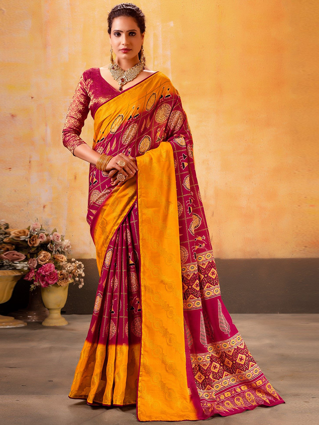 

DIVASTRI Ethnic Motifs Printed Zari Patola Saree, Yellow