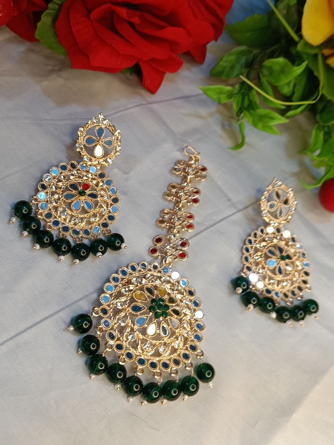 

DIVASTRI Gold-Plated Mirror & Pearls Jewellery Set, Green