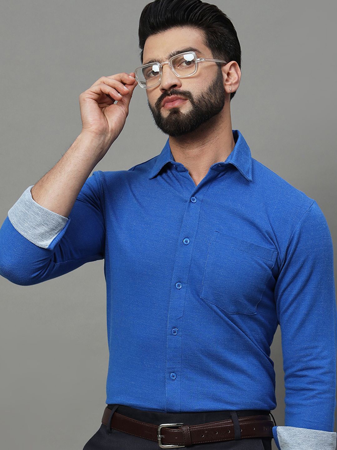 

RENUOVO Men Slim Fit Spread Collar Solid Cotton Formal Shirt, Blue