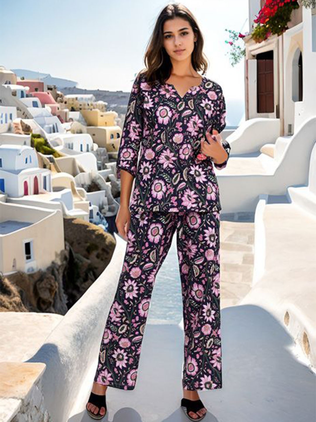 

Boldwink Floral Printed Notch Neck Pure Cotton Straight Tunic With Pyjamas, Blue