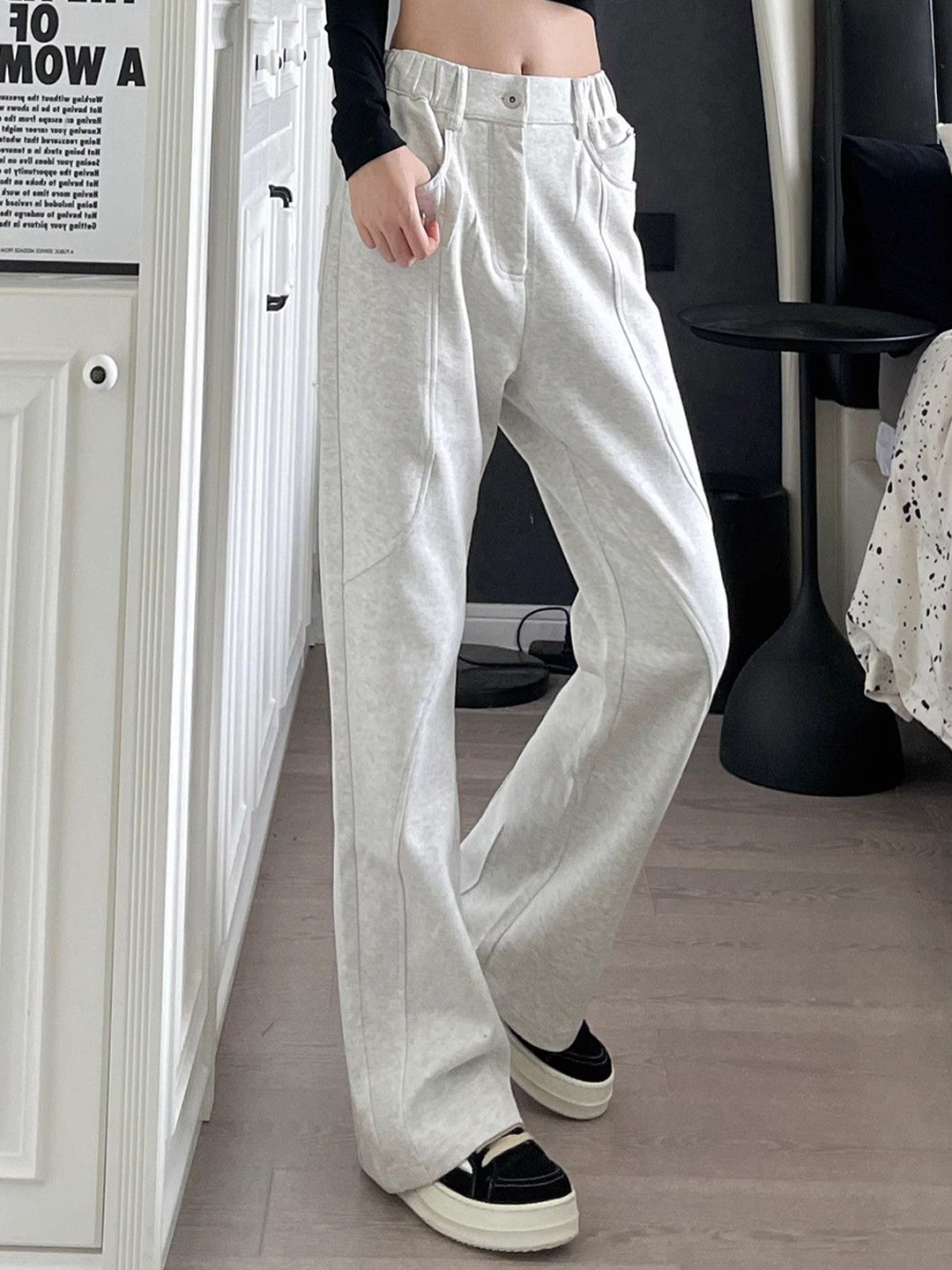 

DressBerry Women Mid-Rise Regular Fit Trouser, Grey