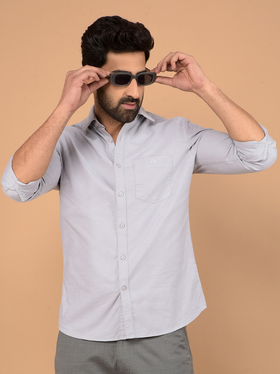 

Crimsoune Club Men Classic Fit Solid Pure Cotton Casual Shirt, Grey