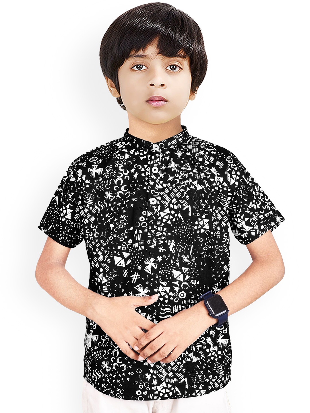 

MADE IN THE SHADE Boys Quirky Printed Band Collar Pue Cotton Straight Kurtas, Black