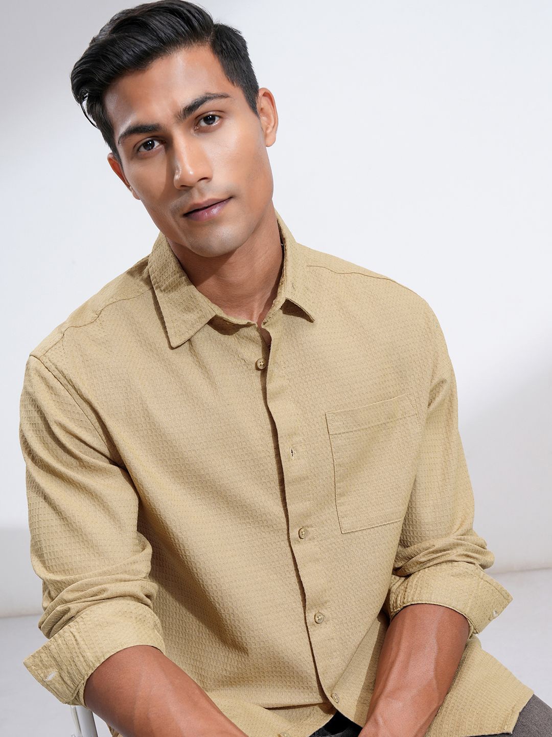 

HIGHLANDER Men Dobby Textured Solid Relaxed Shirt, Cream