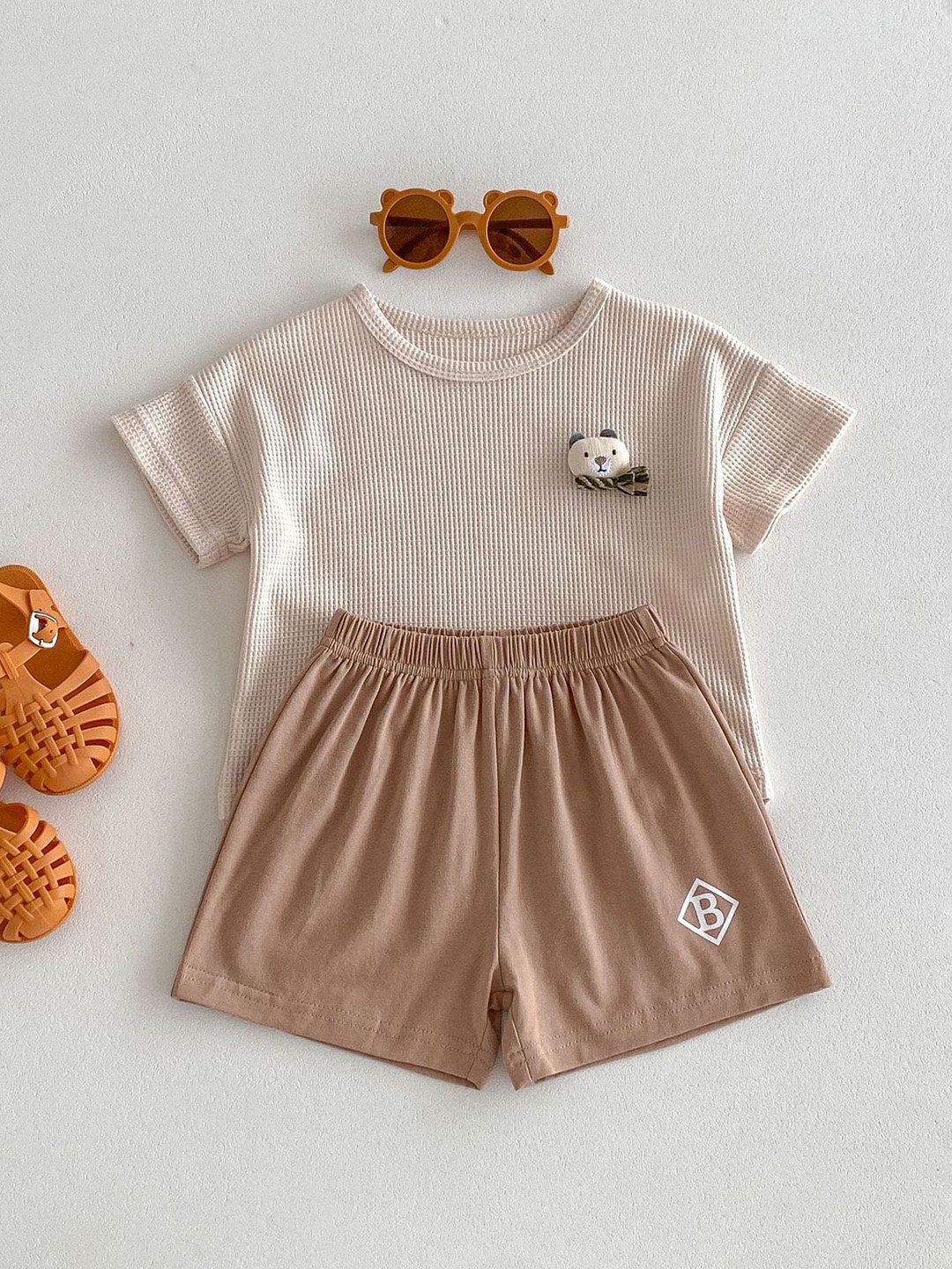 

LULU & SKY Kids Cotton Mid-Rise Shorts, Brown