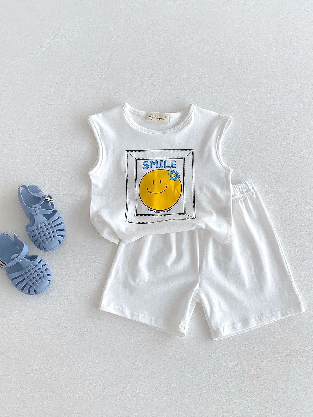 

LULU & SKY Boys Printed Round Neck Cotton T-Shirt With Shorts, Off white