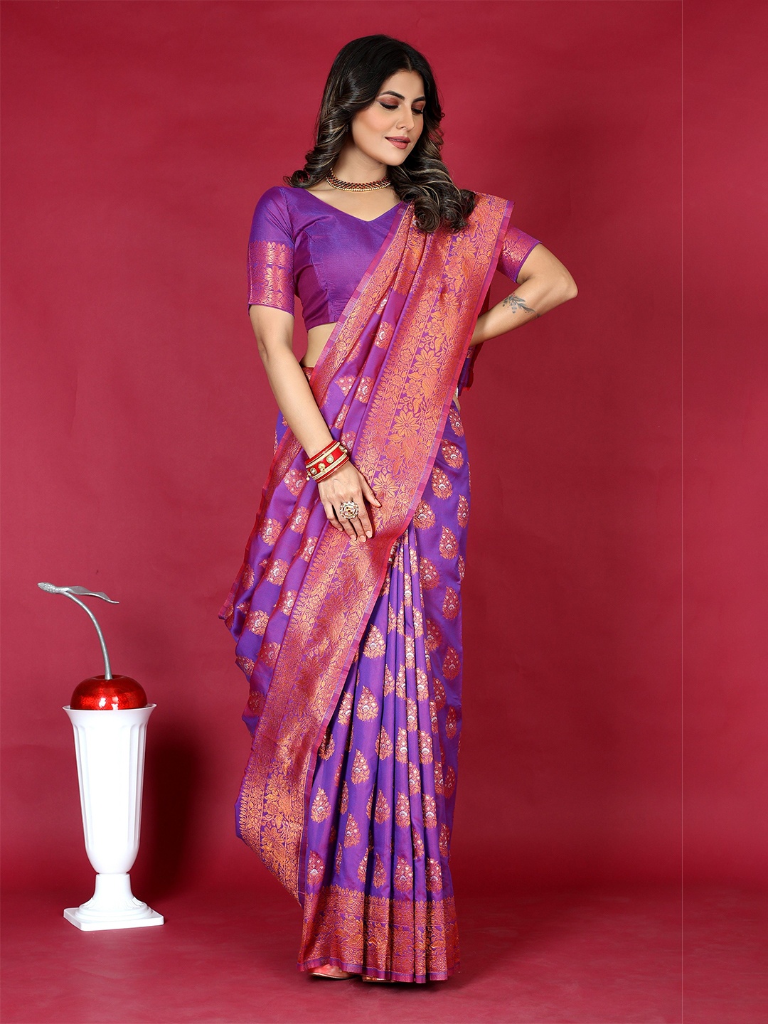 

Kandora Women Woven Design Zari Pure Silk Paithani Saree With Unstitched Blouse Piece, Purple