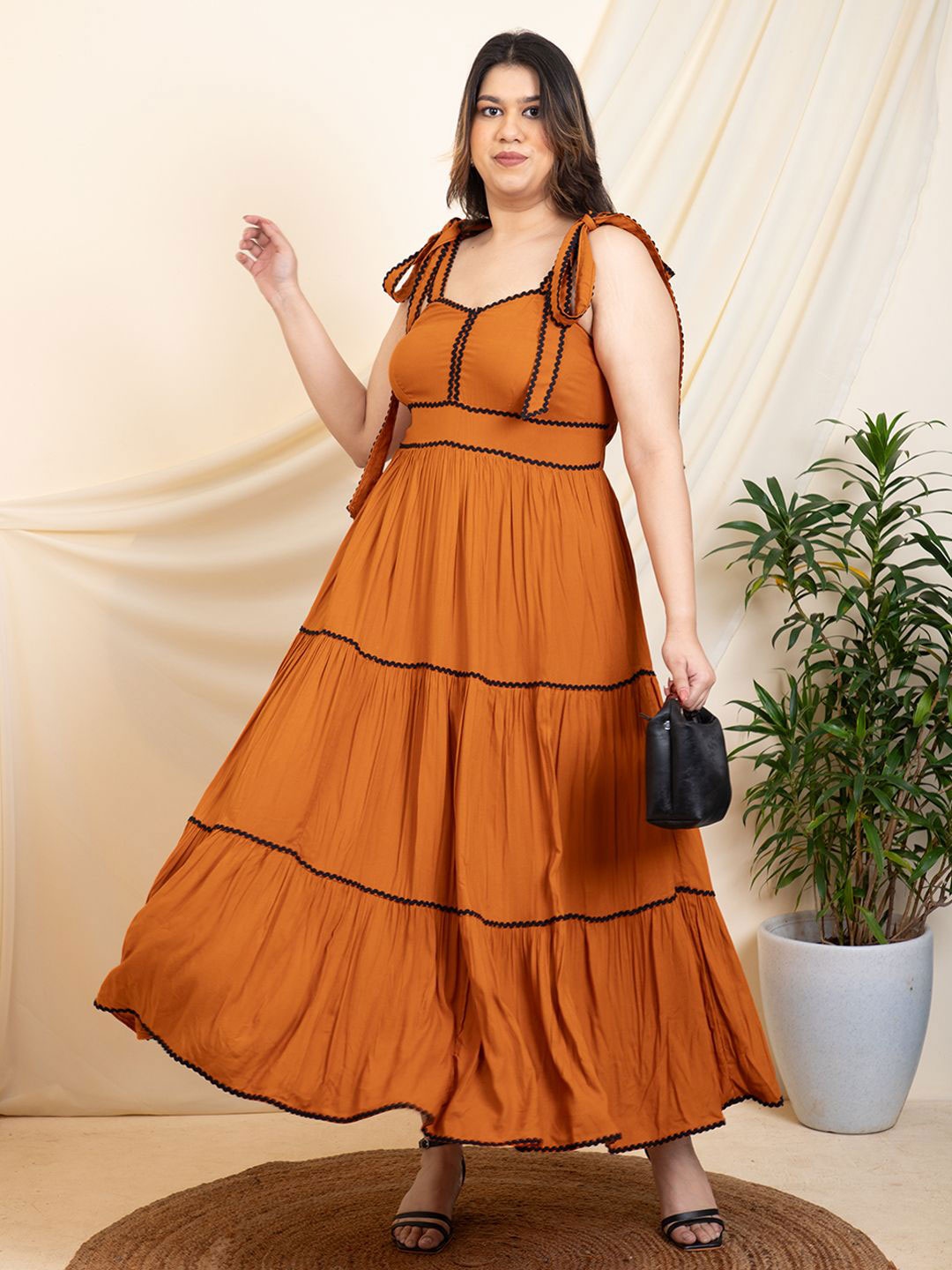 

DEEBACO Plus Size Shoulder Straps Tiered Fit & Flare Maxi Dress, Tan