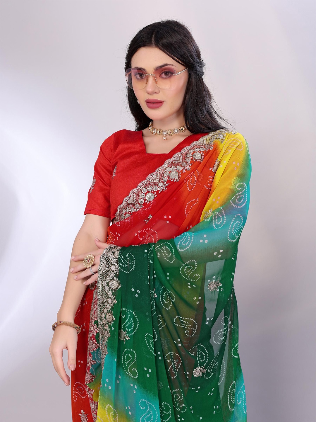 

HERE&NOW Bandhani Embroidered Poly Georgette Bandhani Saree, Green