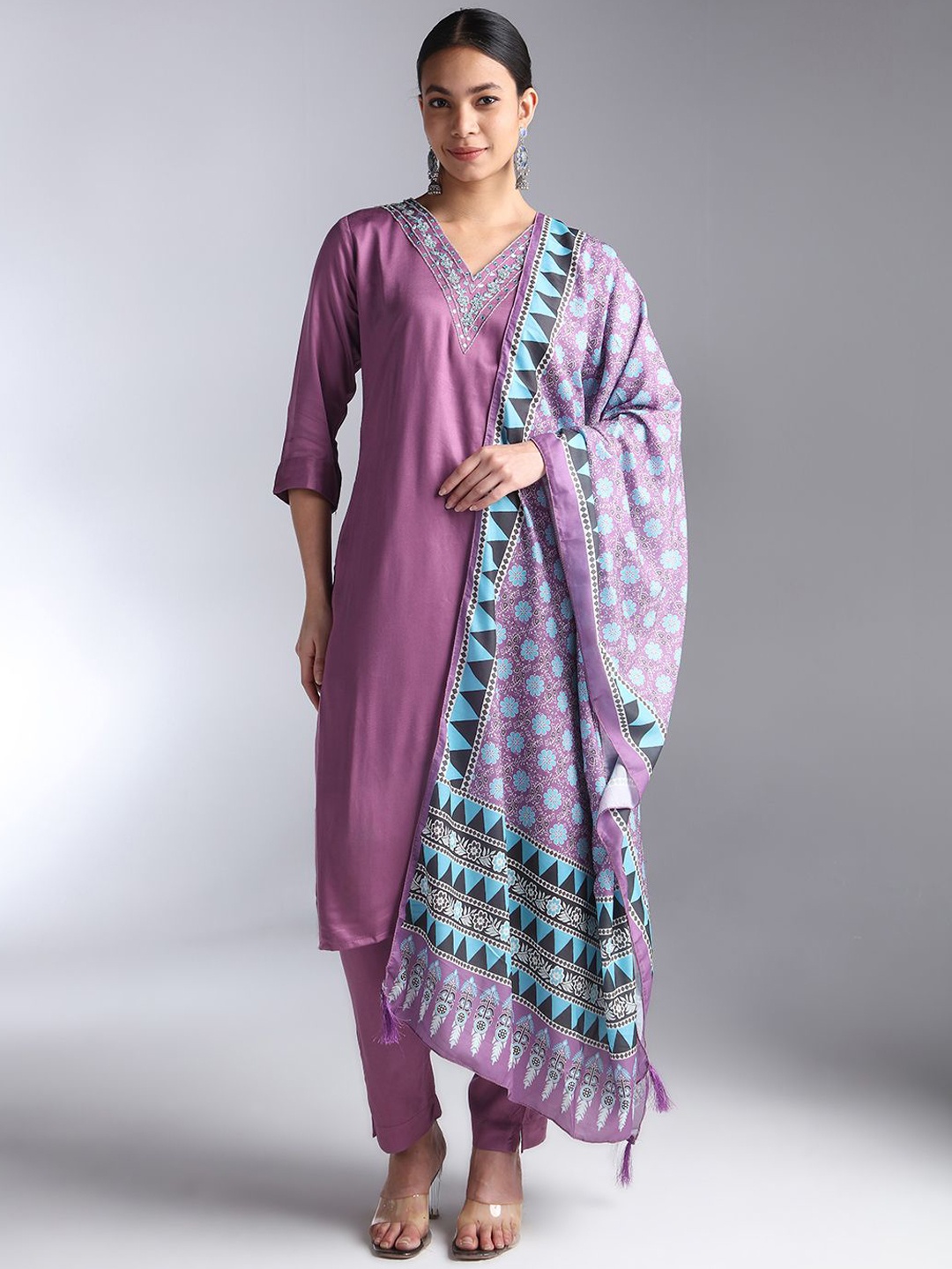 

House Of Dharaa Floral Yoke Design Chanderi Cotton Kurta With Trousers And Dupatta, Magenta