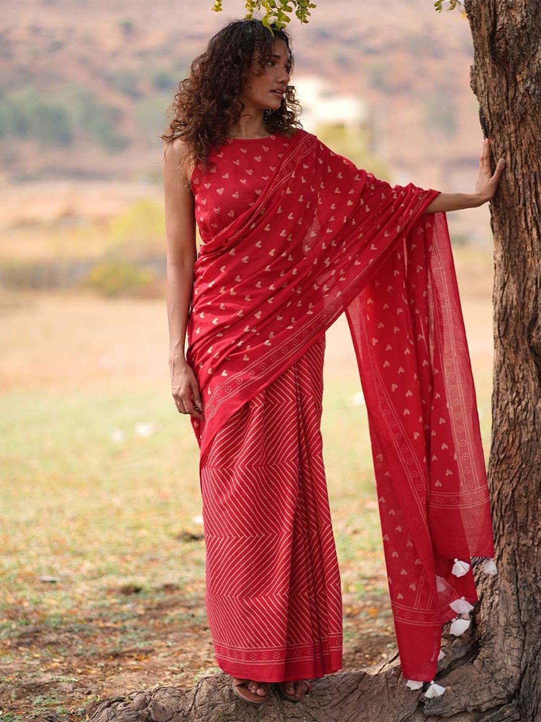 

Chidiyaa Dil Deewana Handblock Printed Cotton Saree, Red