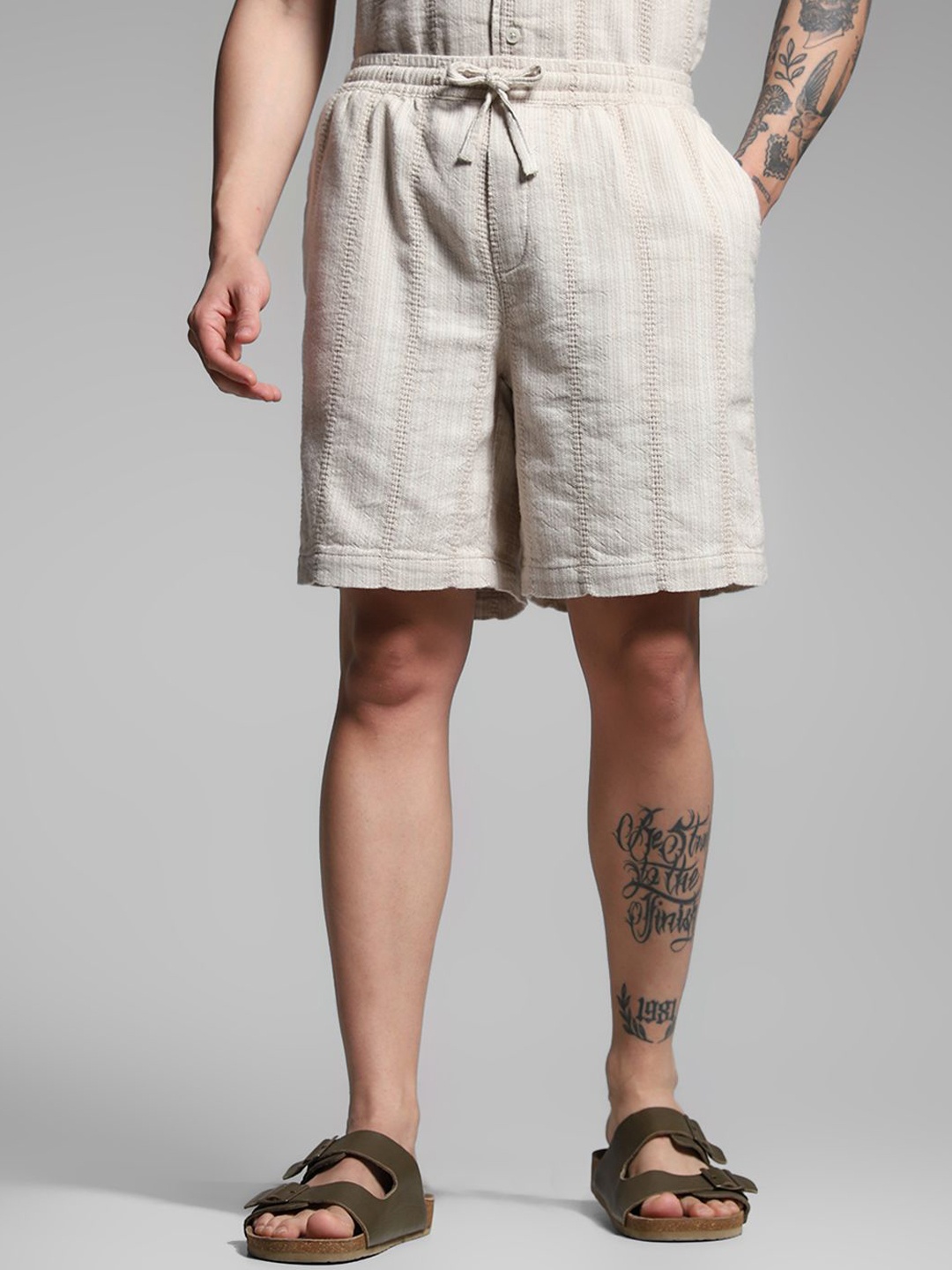 

Jack & Jones Men Striped Technology Shorts, Beige