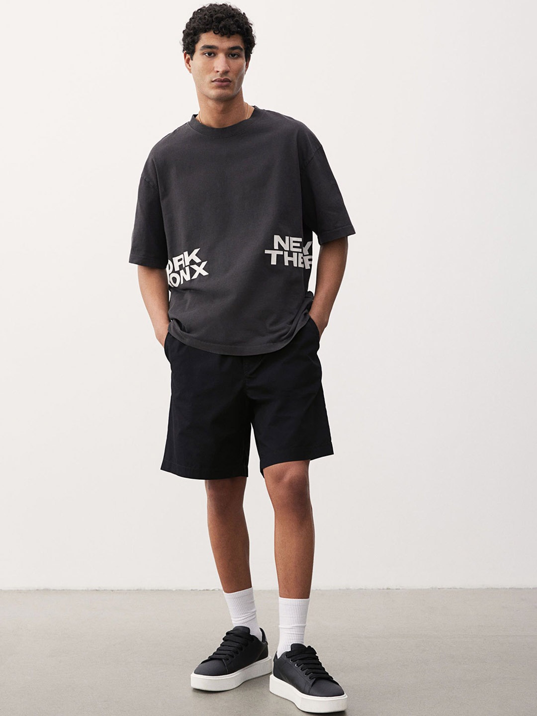 

H&M Regular Fit Canvas Shorts, Black