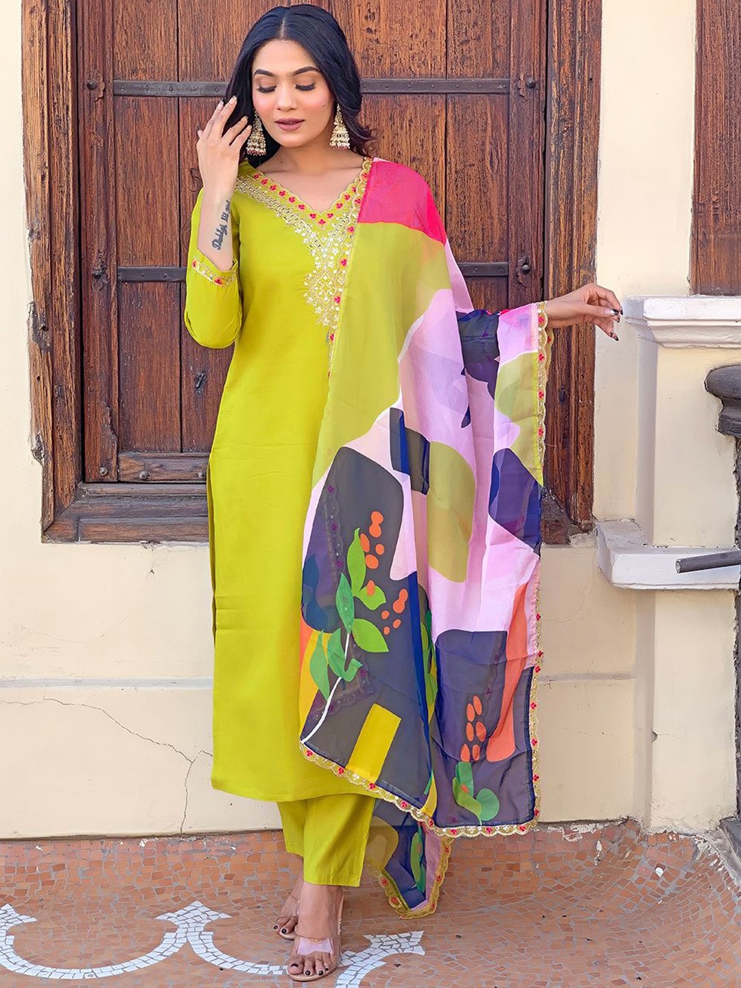 

Kurti Culture Women Floral Embroidered Regular Kurta with Trousers & With Dupatta, Yellow