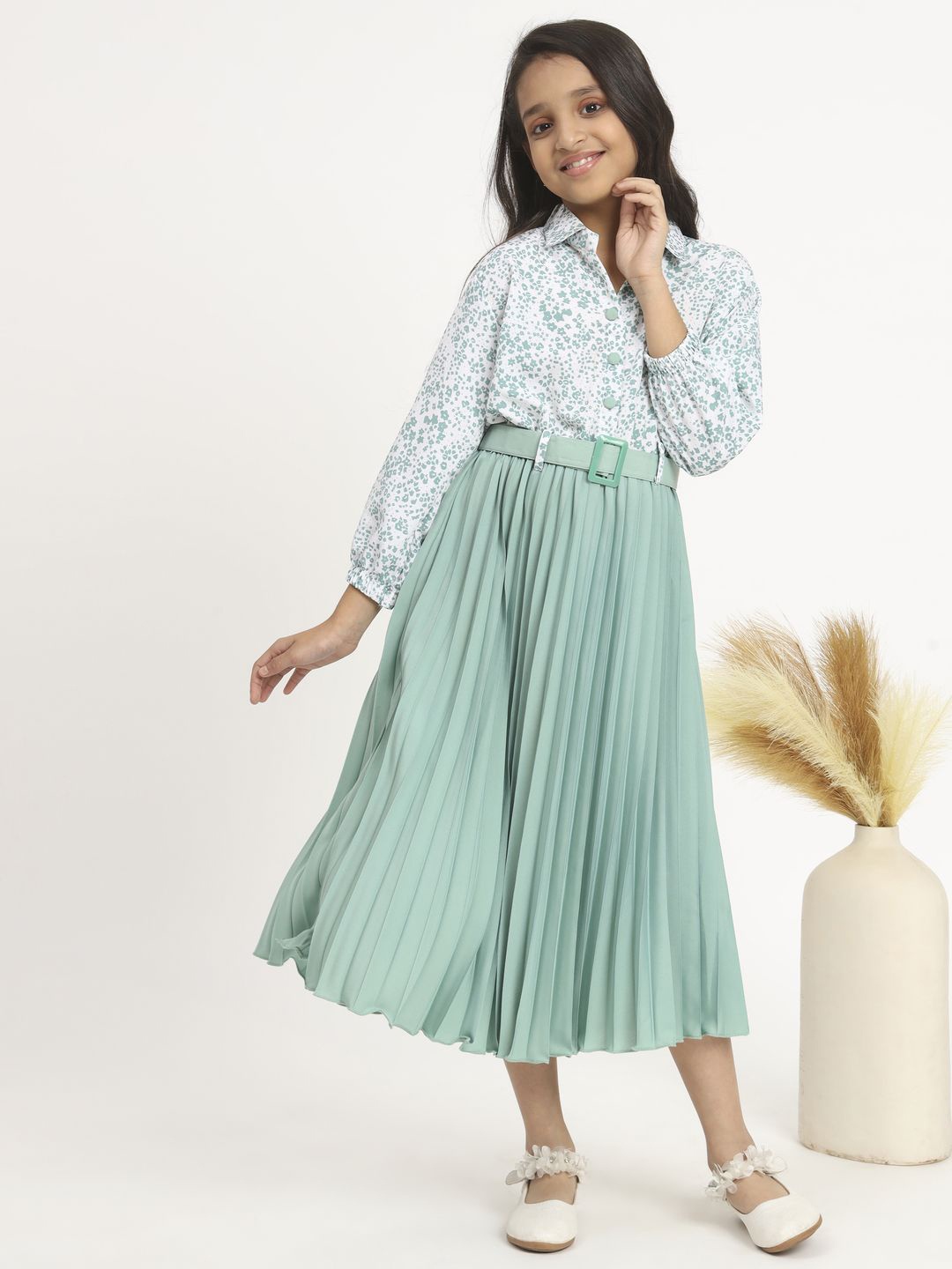 

ZWERLON Girls Floral Print Puff Sleeve Fit & Flare Midi Dress, Sea green