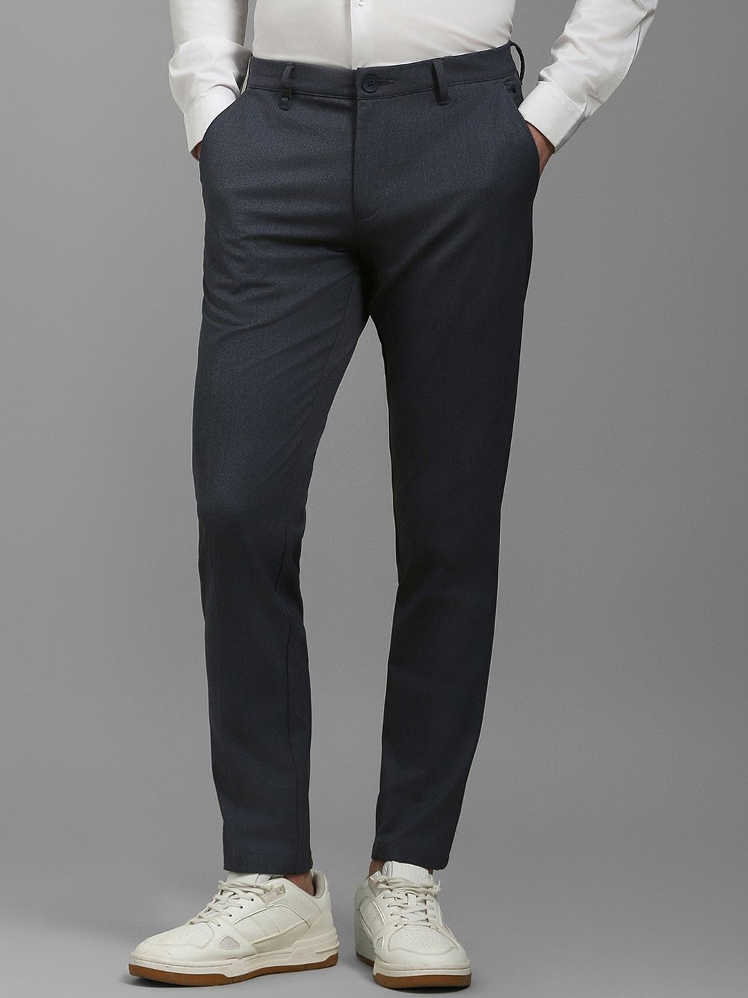 

Louis Philippe Men Slim Fit Trousers, Charcoal