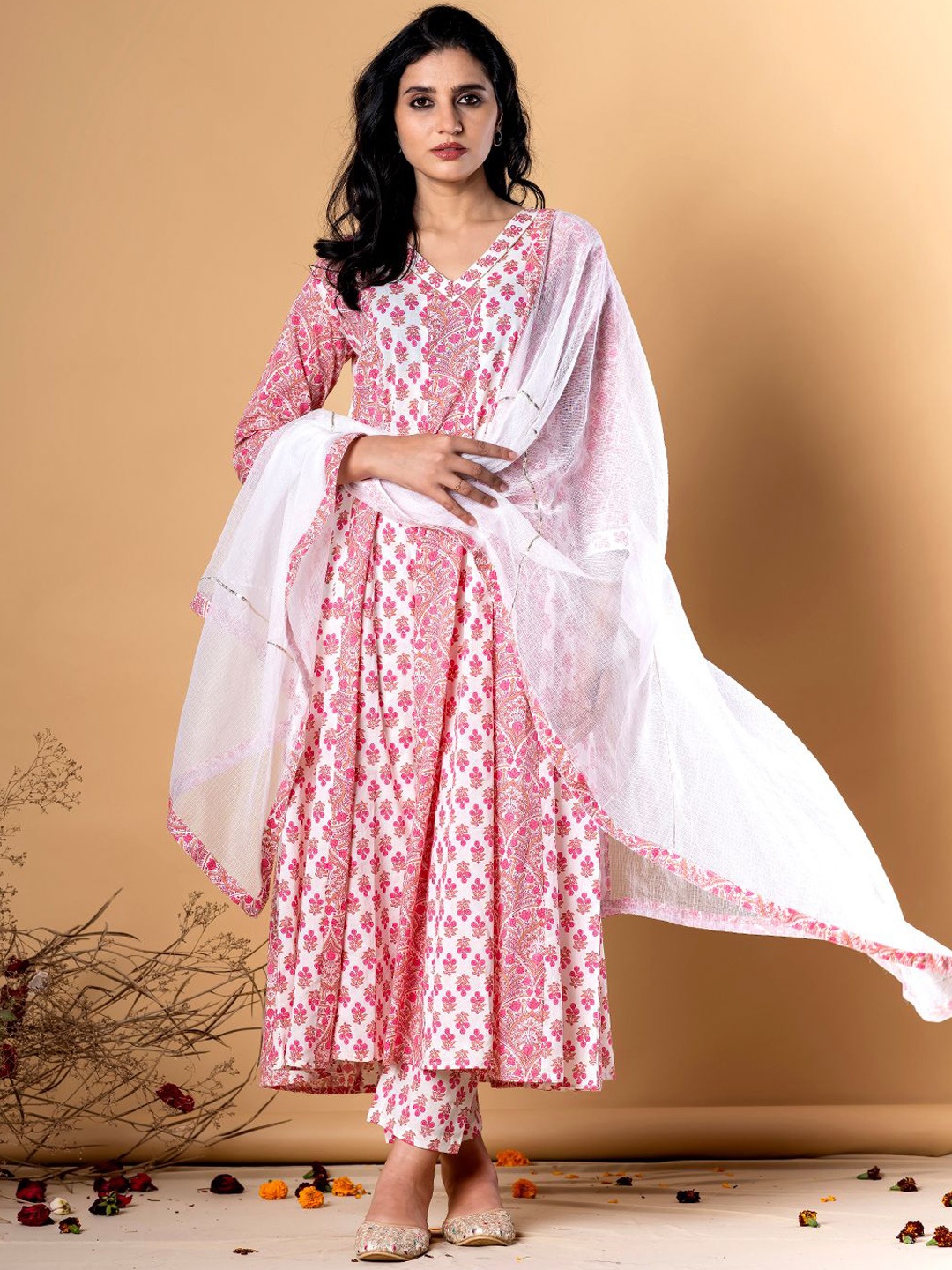 

Readiprint Floral Printed Pure Cotton Anarkali Kurta with Trousers & Dupatta, Red