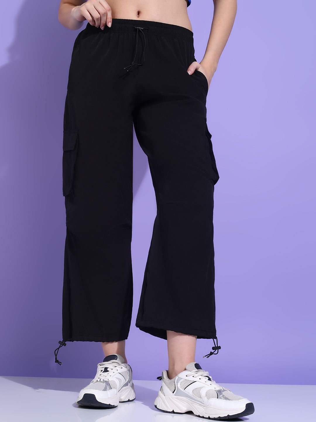 

The Roadster Lifestyle Co Baggy Fit Parachute Trousers, Black