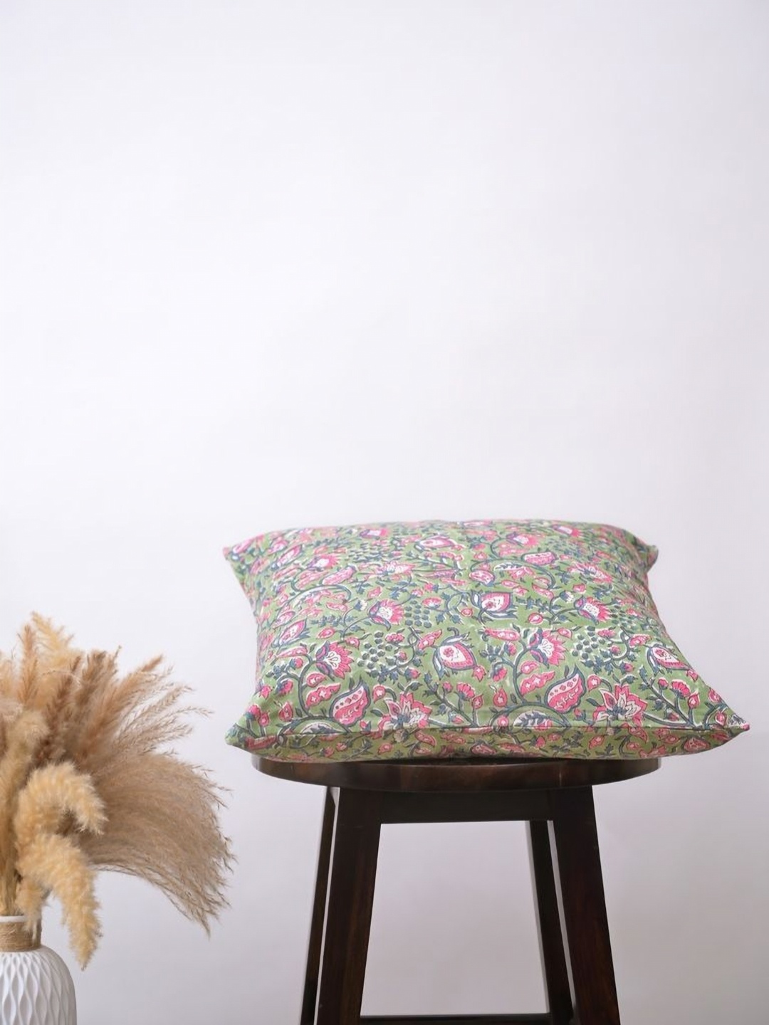 

Block N Style Caishen Green & pink Floral Printed Cotton Square Cushion Cover