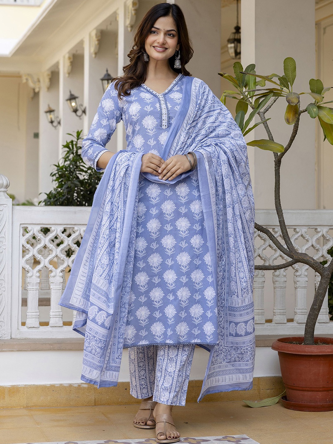 

Anouk Women Floral Printed Regular Mirror Work Pure Cotton Kurta with Trousers & With Dupatta, Blue