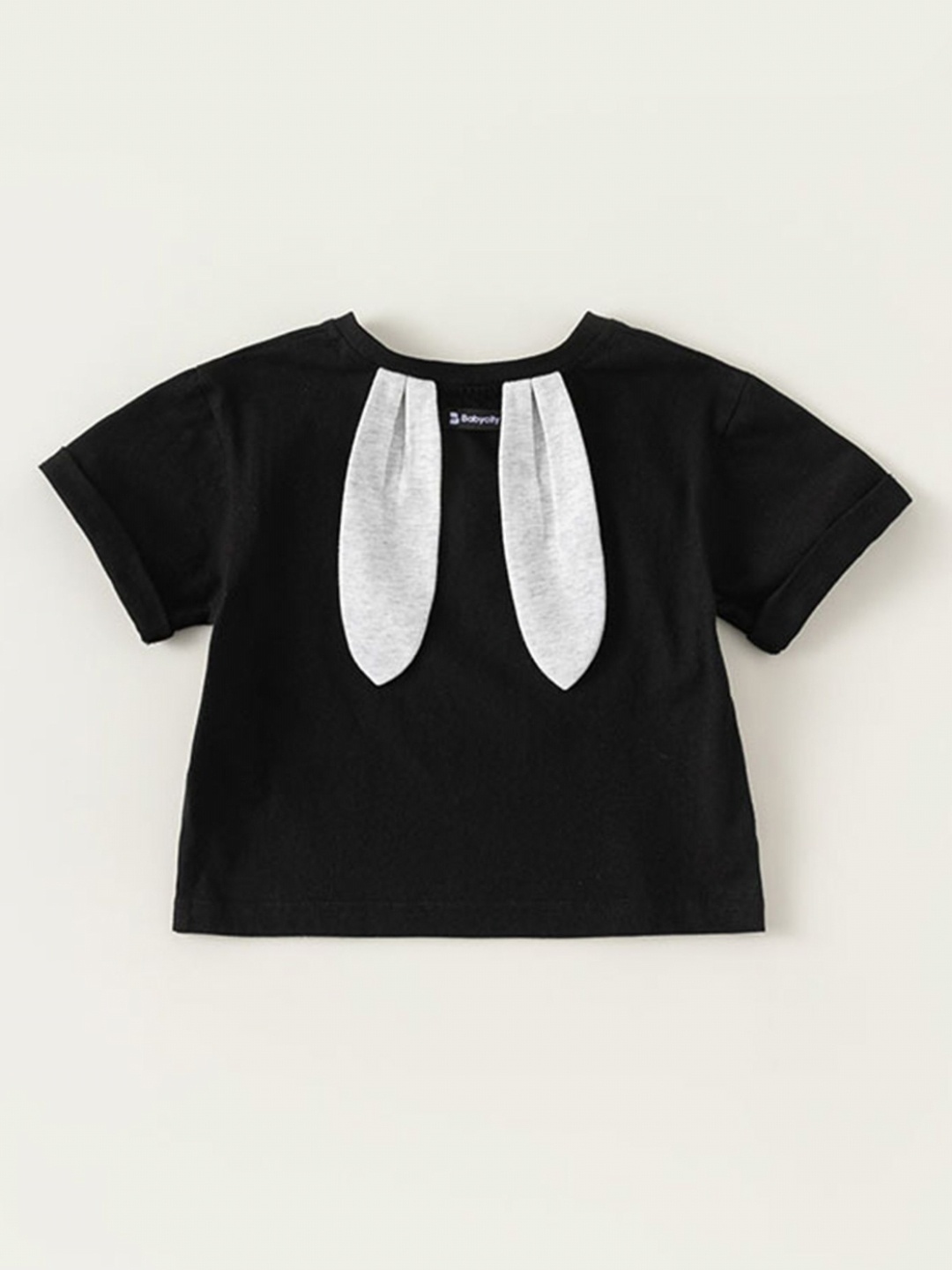 

LULU & SKY Boys Solid Round Neck Cotton T-shirt, Black