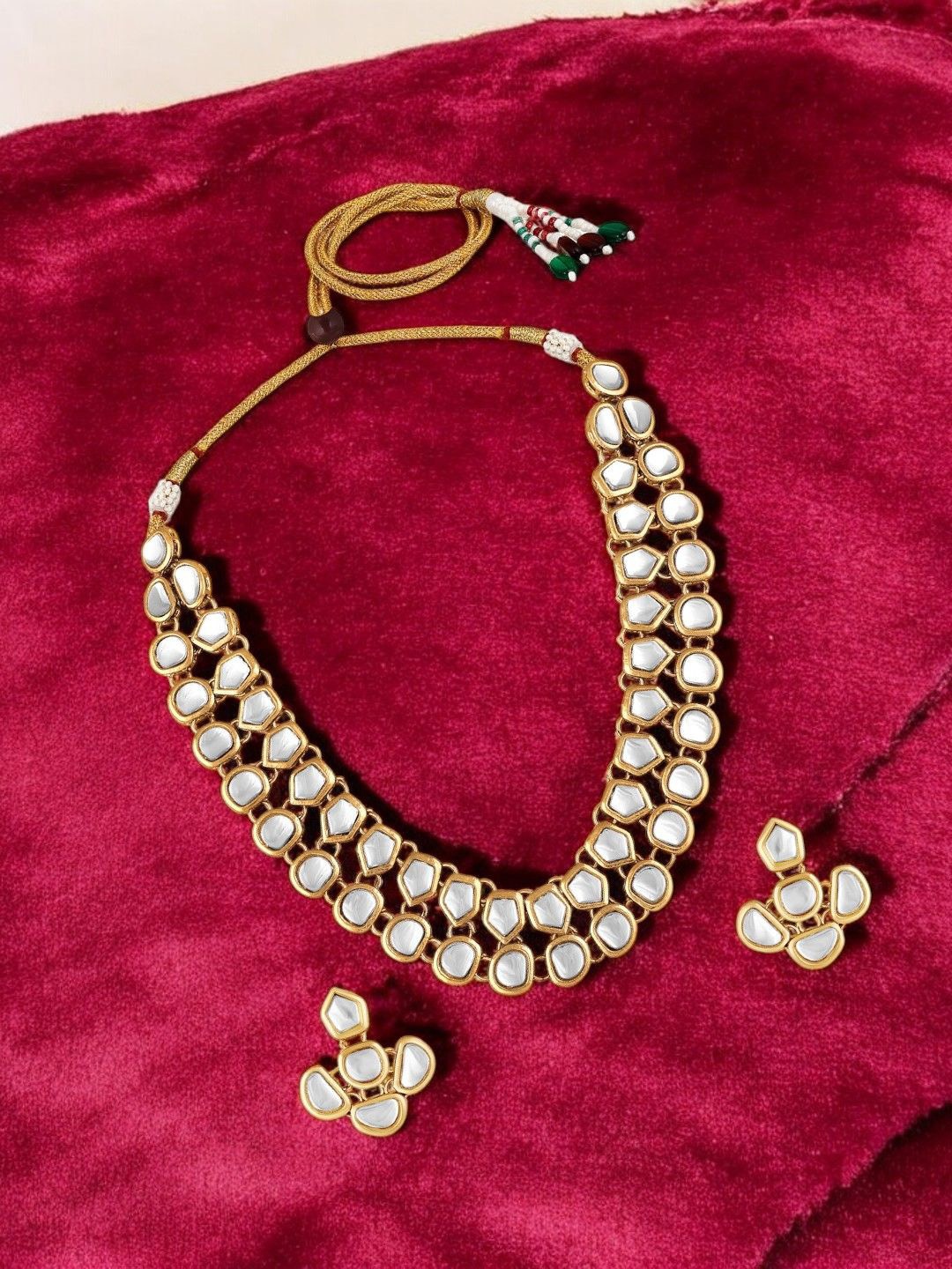 

Stefan Gold-Plated Kundan Studded Necklace Adn Earrings