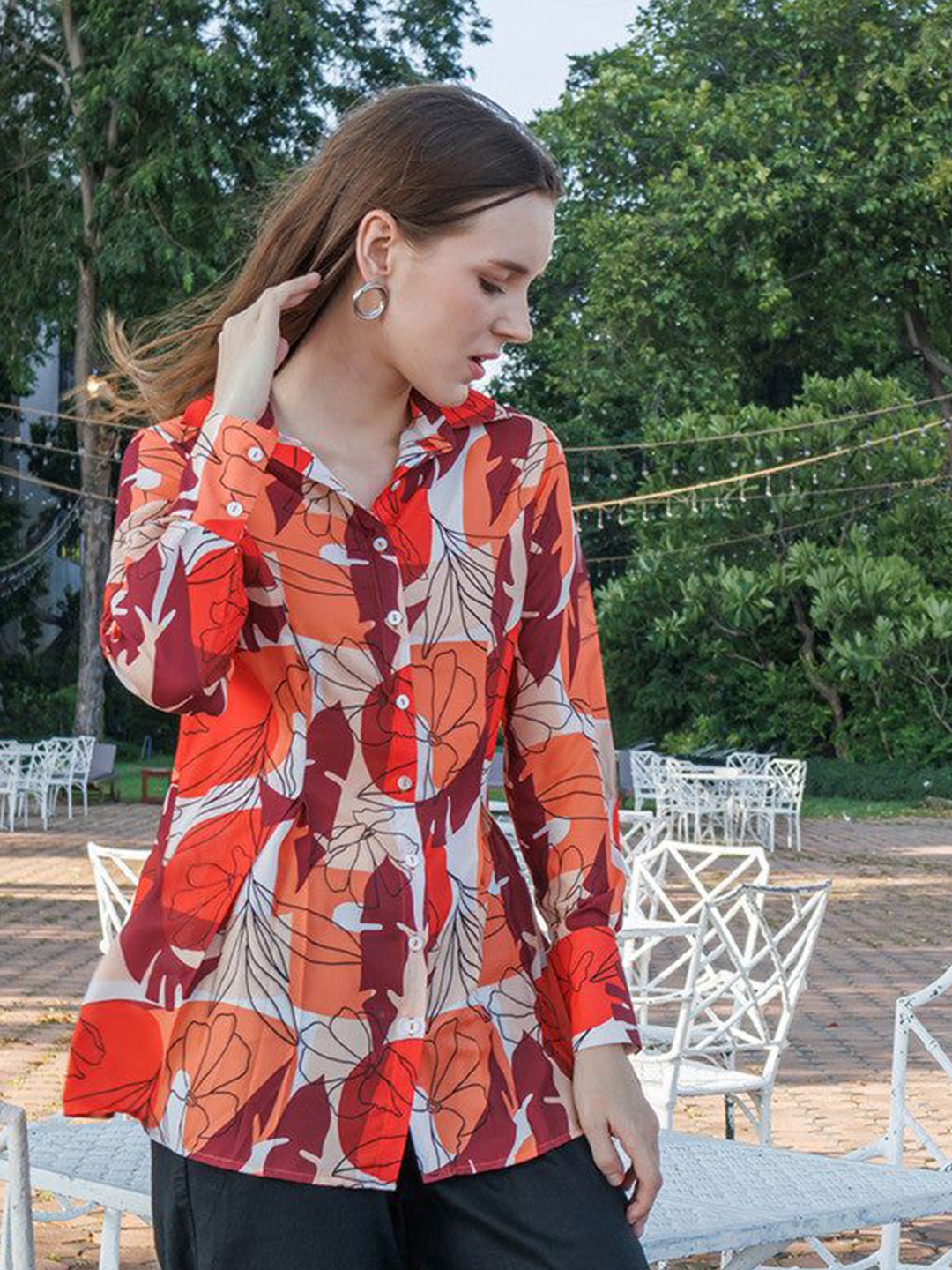 

Zink London Women Orange Abstract Printed Long Shirt