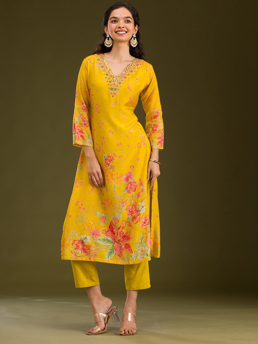 

Koskii Floral Printed Thread Work Pure Cotton Kurta With Trousers & Dupatta, Yellow