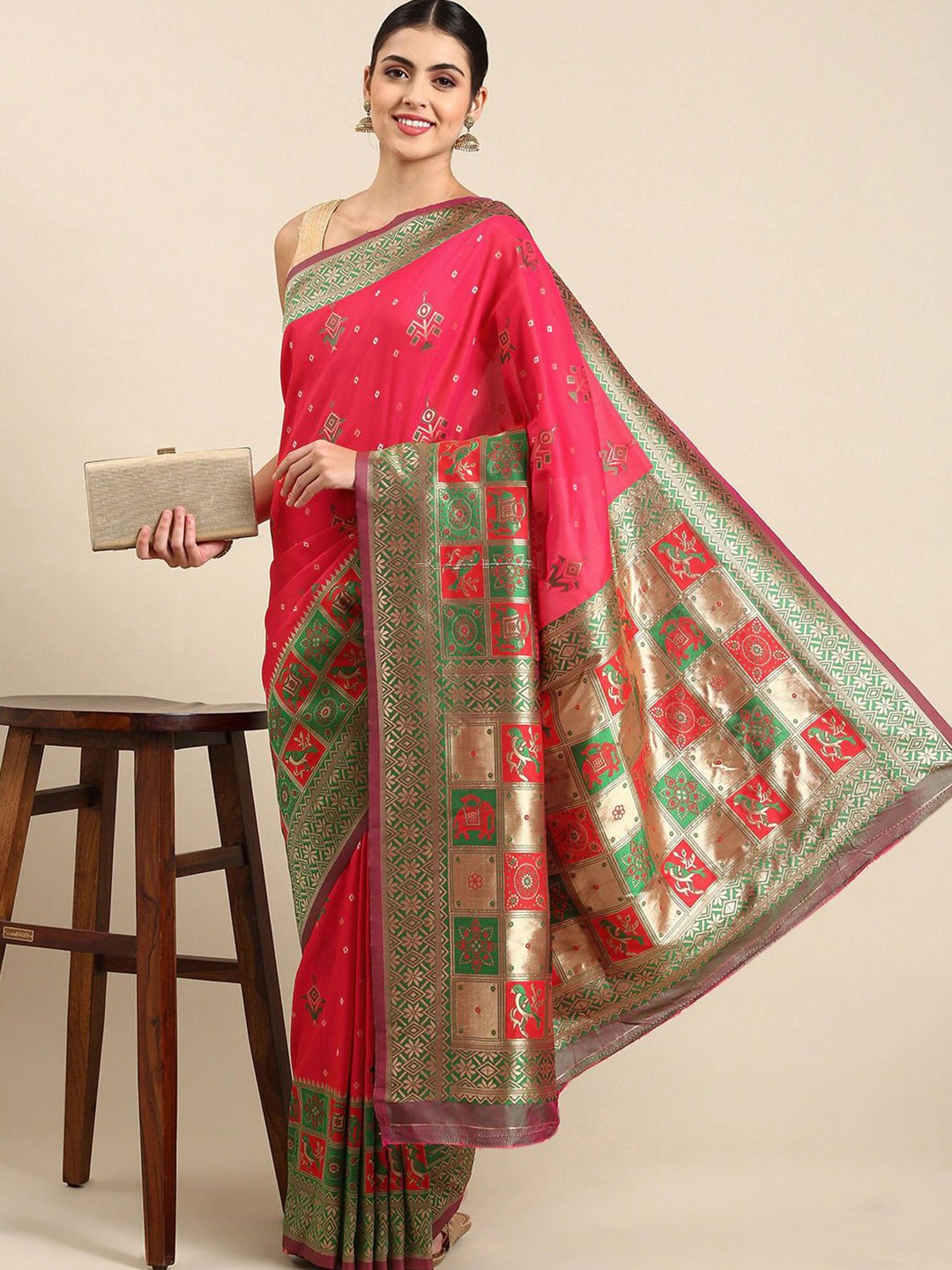 

DIVASTRI Woven Design Zari Banarasi Saree With Unstitched Blouse Piece, Pink