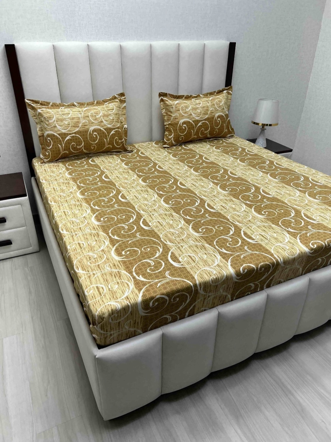 

Pure Decor Brown & Yellow Printed Cotton 260 TC King Bedsheet Sets - 2.74 m x 2.74 m