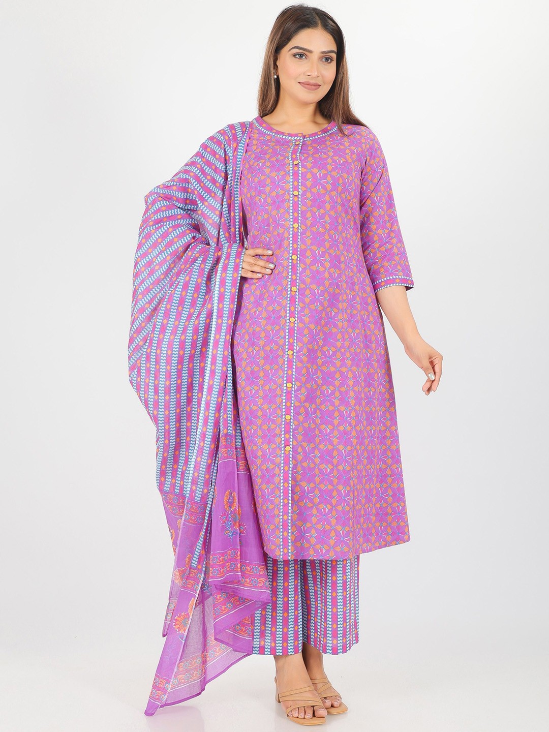 

Aramya Geometric Printed Round Neck A-Line Pure Cotton Kurta With Palazzos And Dupatta, Purple