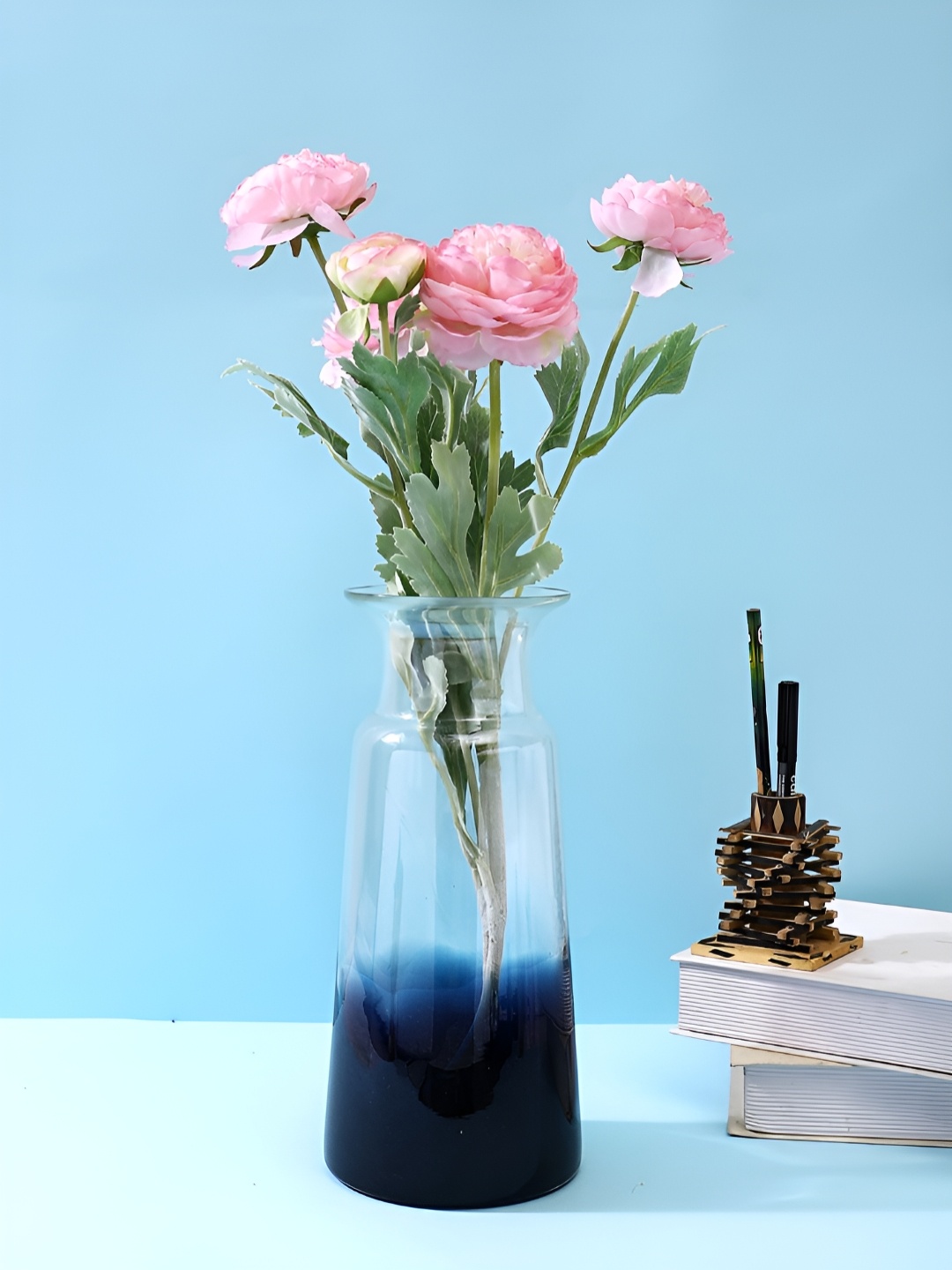 

TAYHAA Blue & Transparent Glass Flower Vase