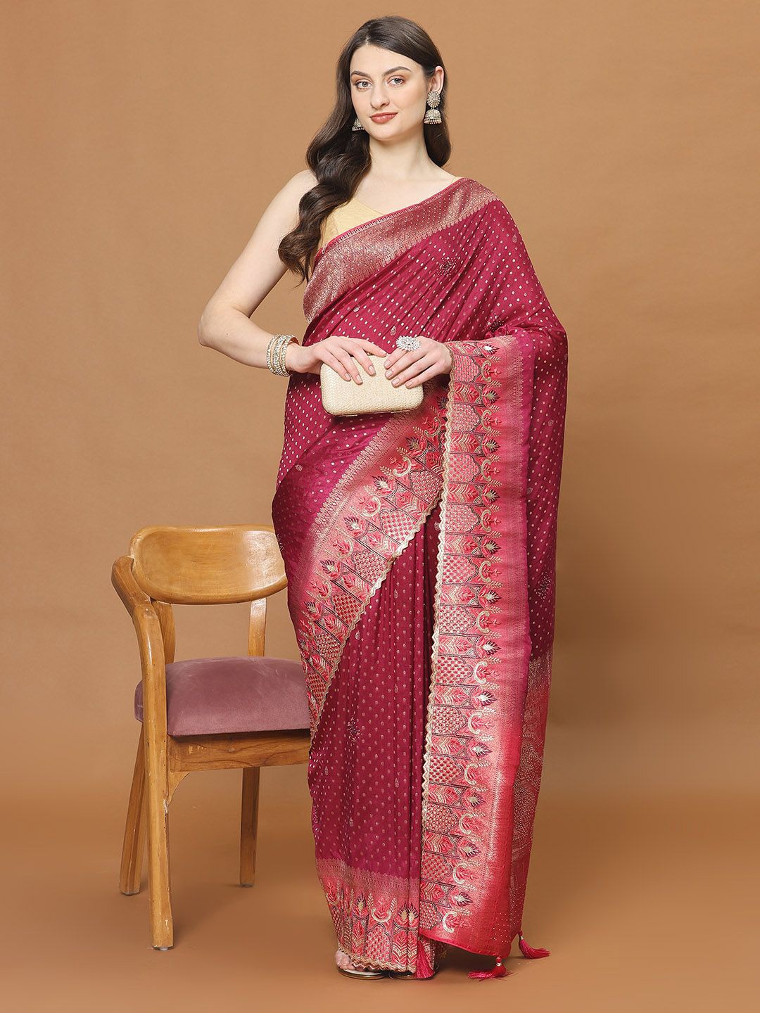 

Meena Bazaar Women Woven Design Zari Saree With Blouse Piece, Burgundy