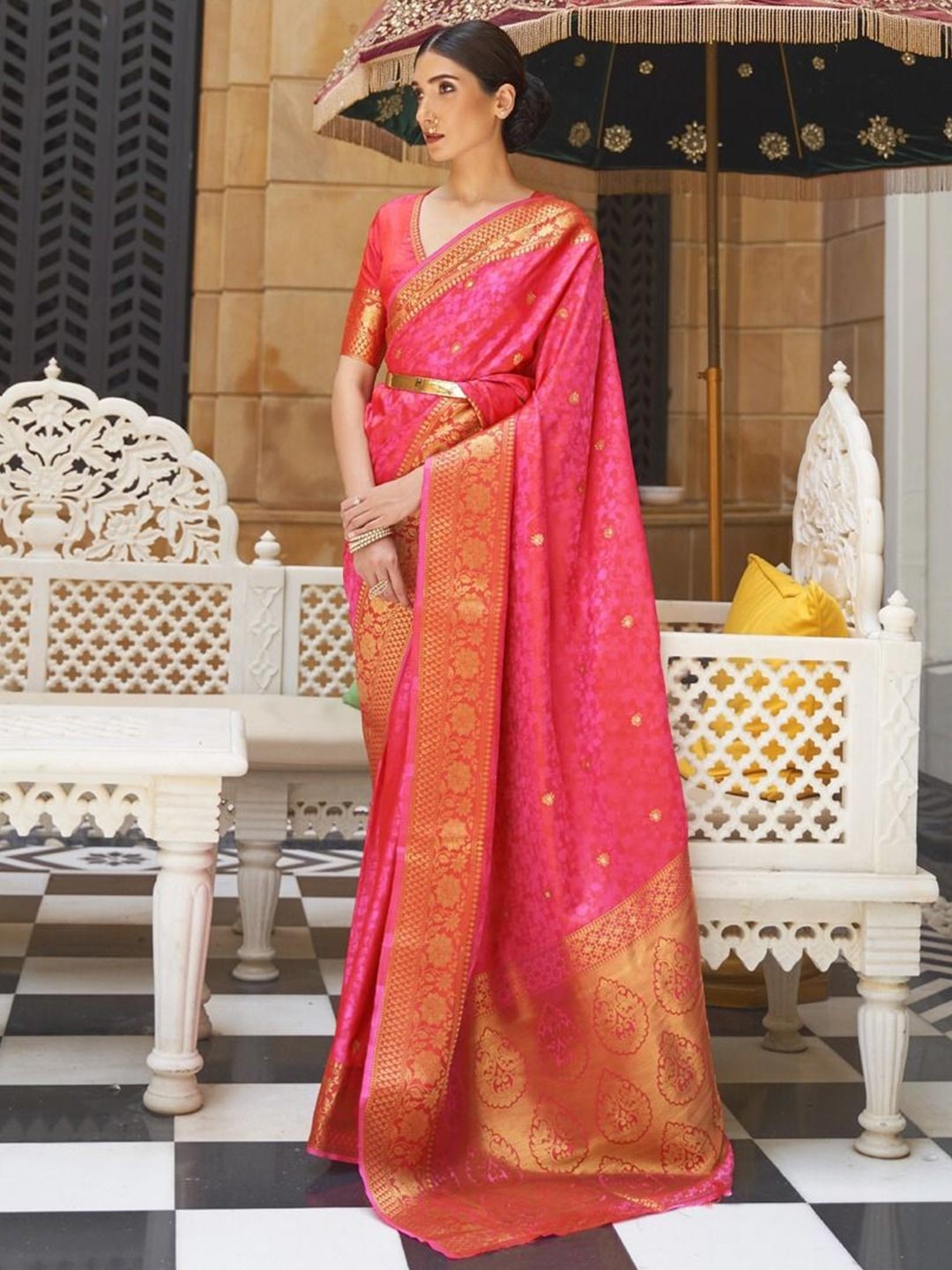 

Anouk Woven Design Zari Silk Blend Banarasi Saree, Pink