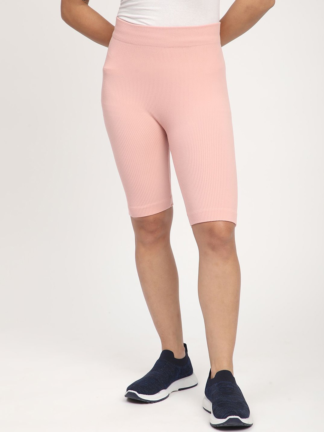 

R&B Women Skinny Fit Sports Shorts, Pink