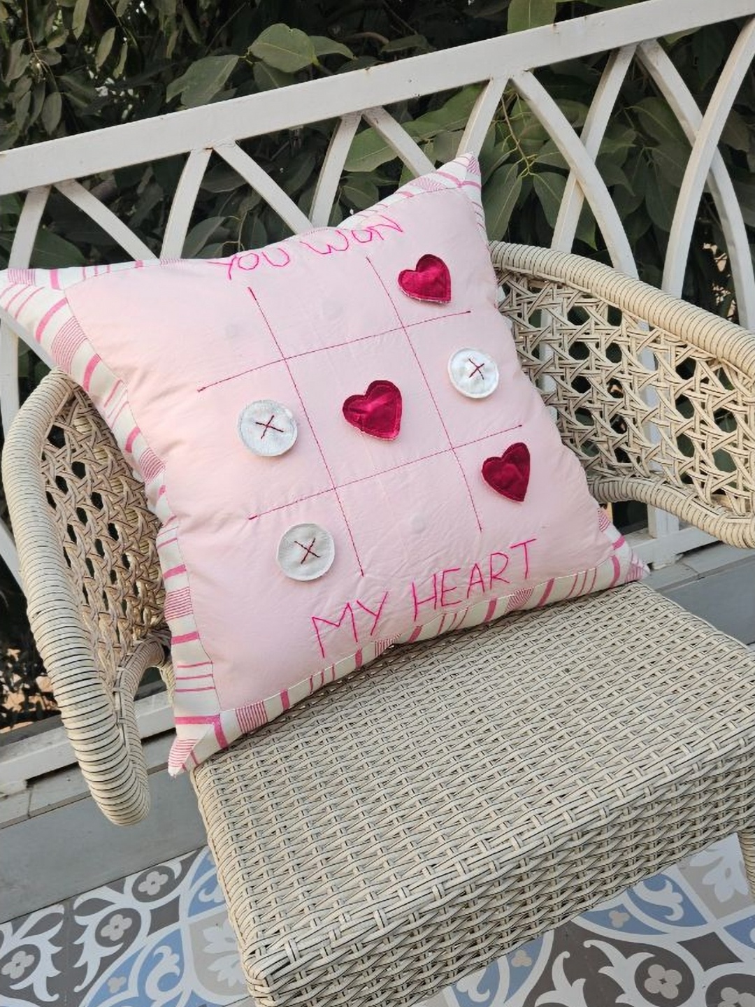 

THROWPILLOW Pink & Red Embellished Square Valentine Cushion Cover