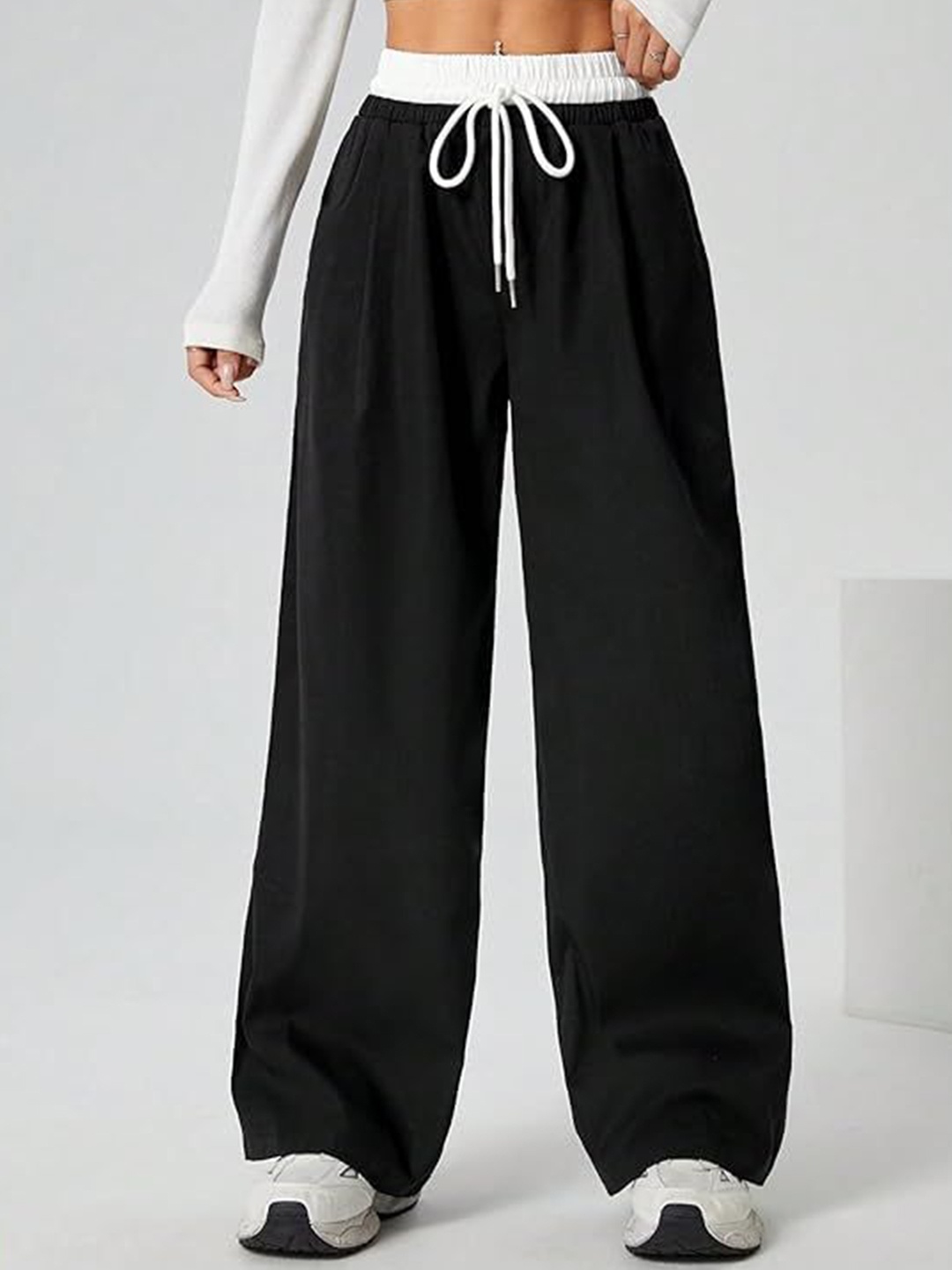 

dockstreet Women Pure Cotton Relaxed-Fit Track Pants, Black