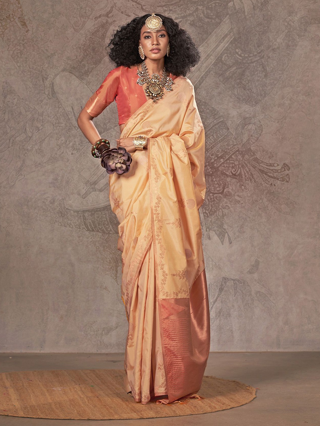 

elora Woven Design Zari Chanderi Saree, Beige