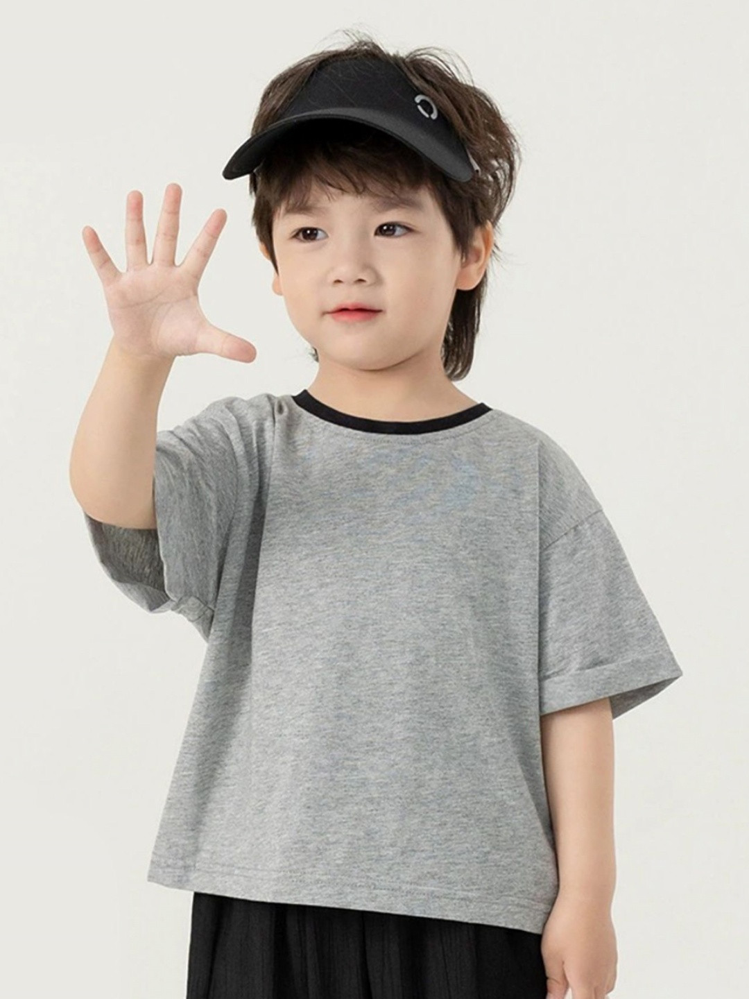 

LULU & SKY Boys Solid Round Neck Cotton Oversized T-shirt, Grey