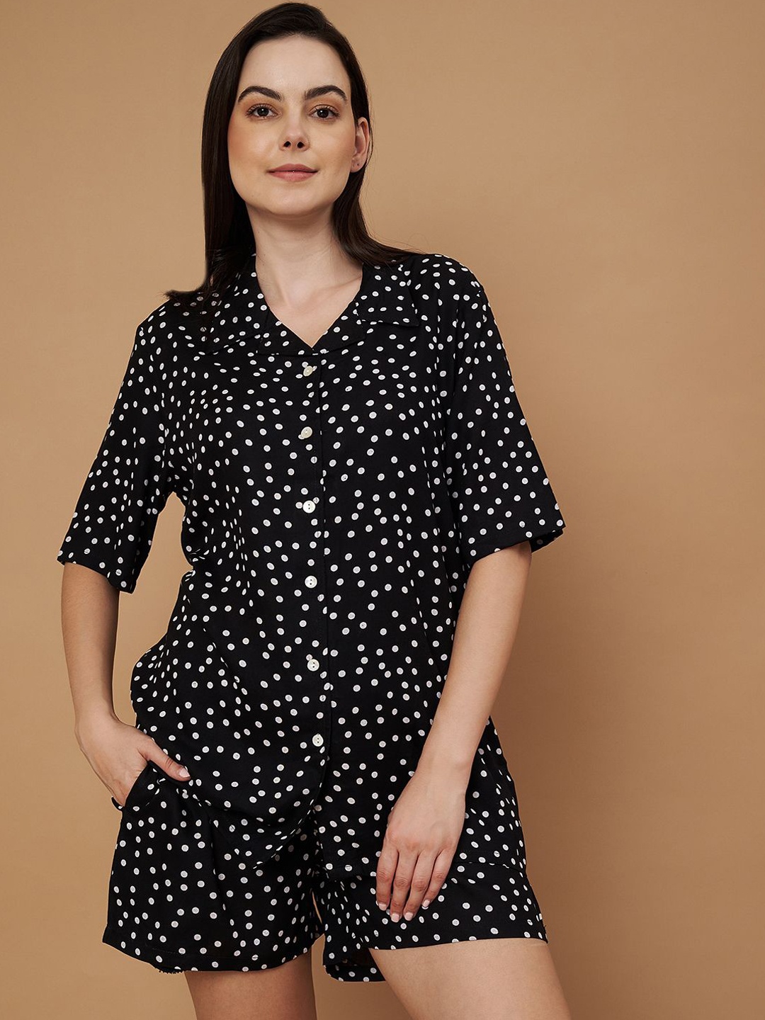 

COTNUF Women Printed Night suit, Black