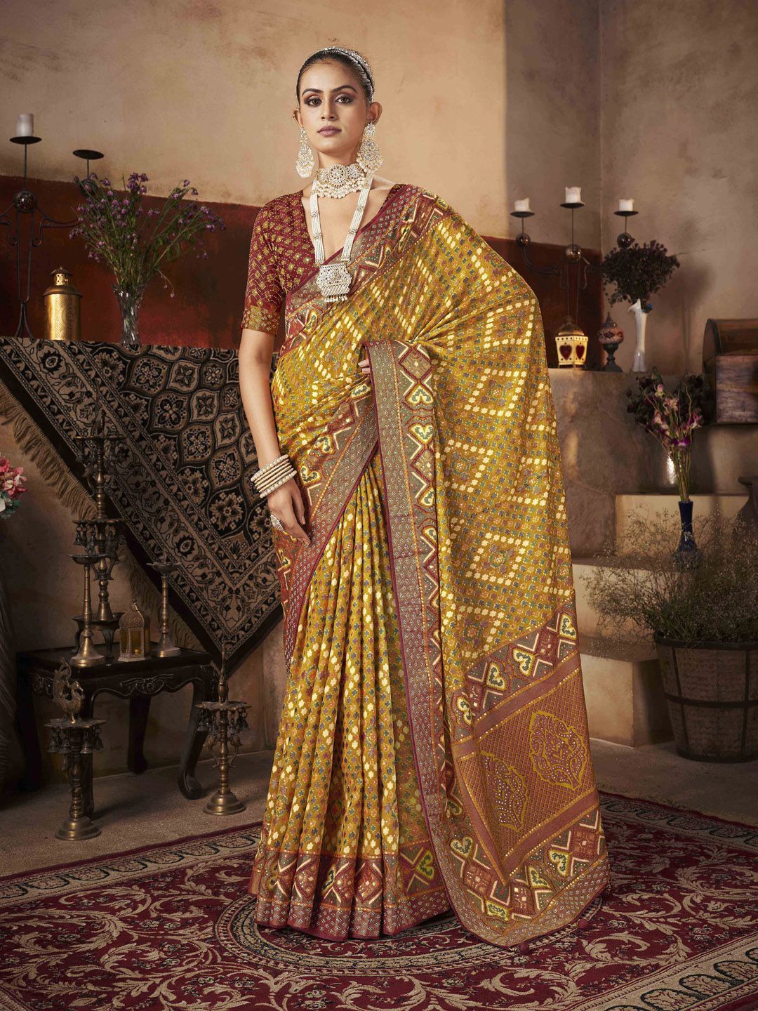 

Meena Bazaar Ethnic Motifs Printed Saree, Mustard