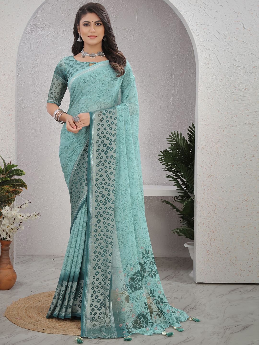 

LeeliPeeri Designer Printed Bandhani Saree, Blue