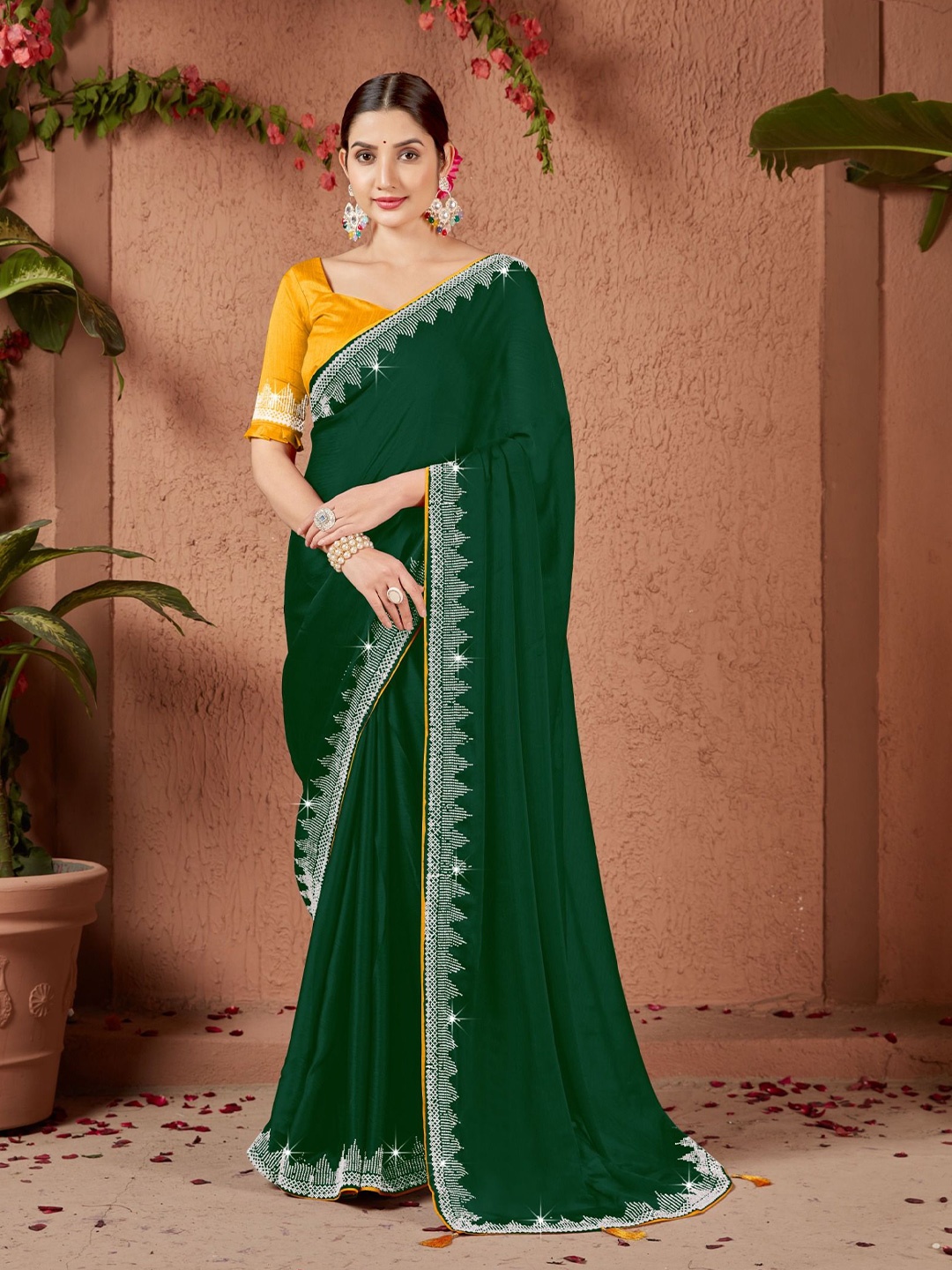 

PAYAL CREATION Women Embellished Pure Georgette Maheshwari Saree, Green