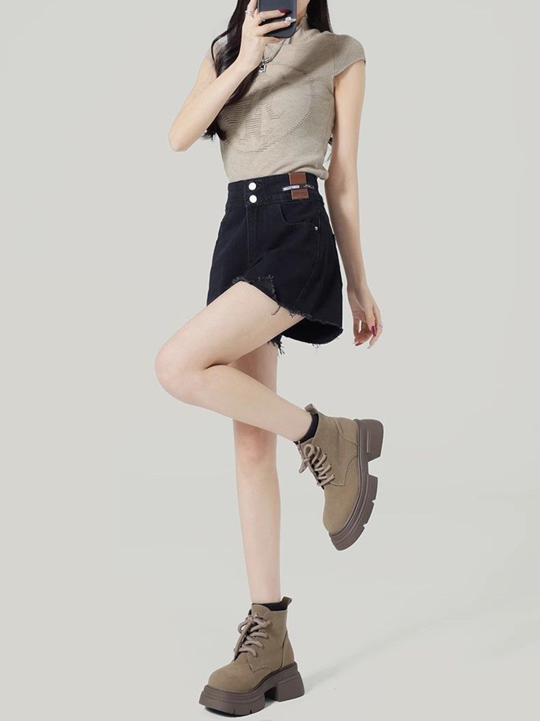

DressBerry Women High-Rise Hot Pants Shorts, Black