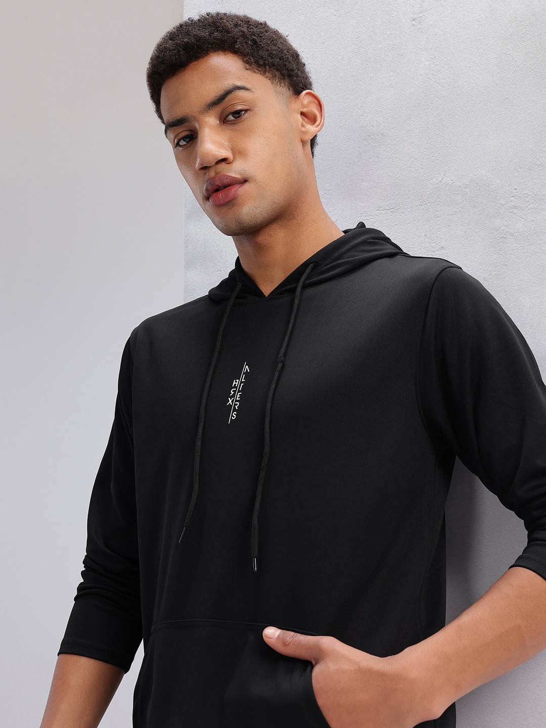 

HRX by Hrithik Roshan Men Printed Rapid-Dry Hooded Sweatshirt, Black