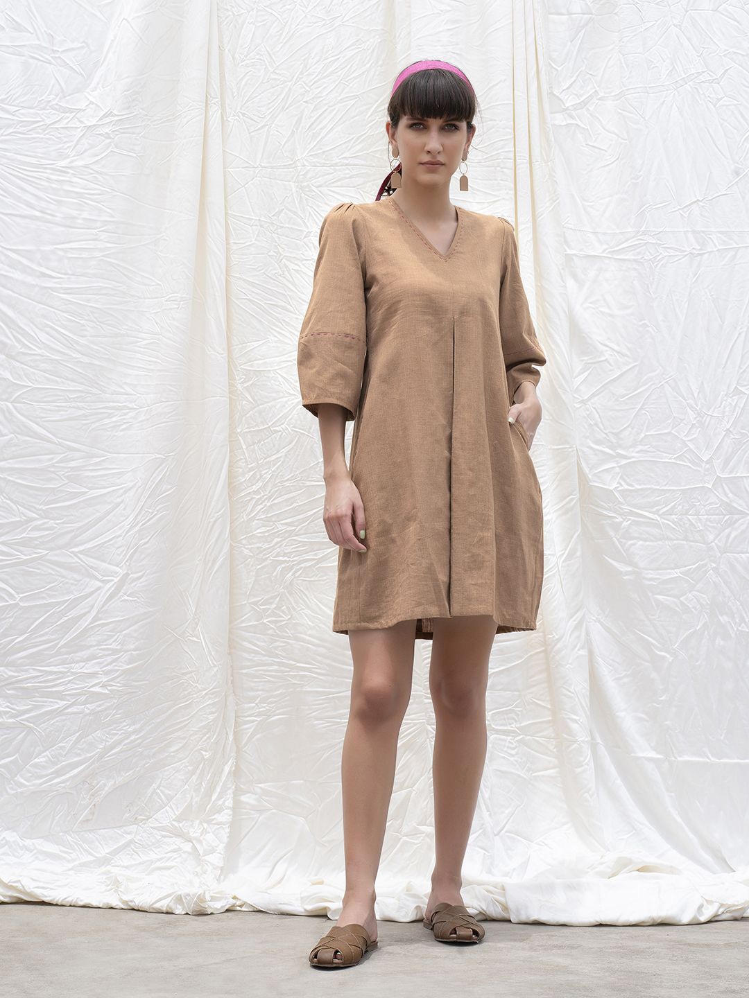 

Abhishti Women Brown Mangalgiri Box Pleated Dress