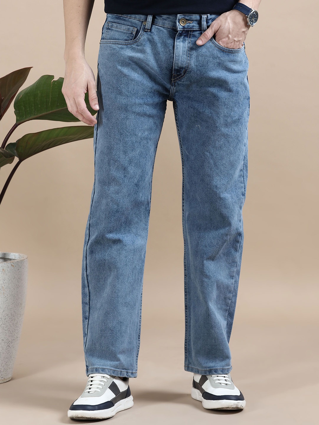 

FLYTIVE Men Comfort Straight Fit Light Fade Stretchable Jeans, Blue