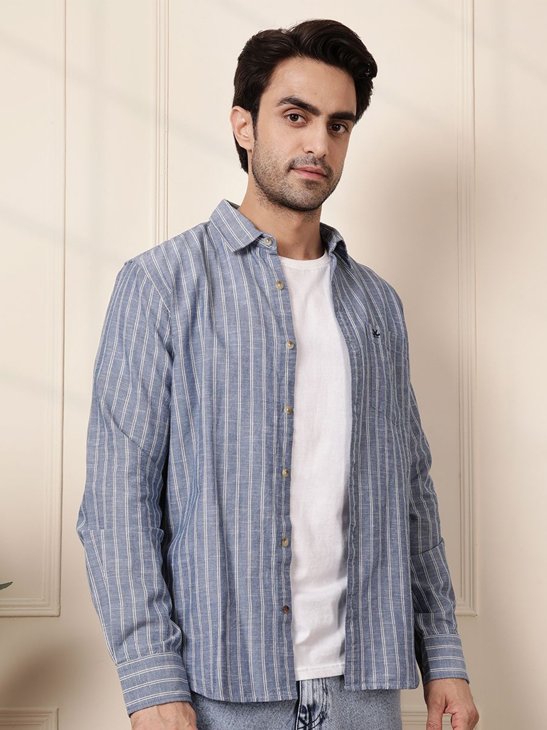 

WROGN Men Comfort Fit Spread Collar Vertical Striped Cotton Casual Shirt, Grey