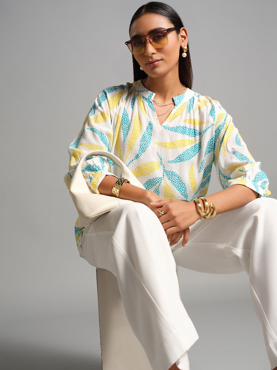 

AND Women Floral Printed Round Neck Top, White