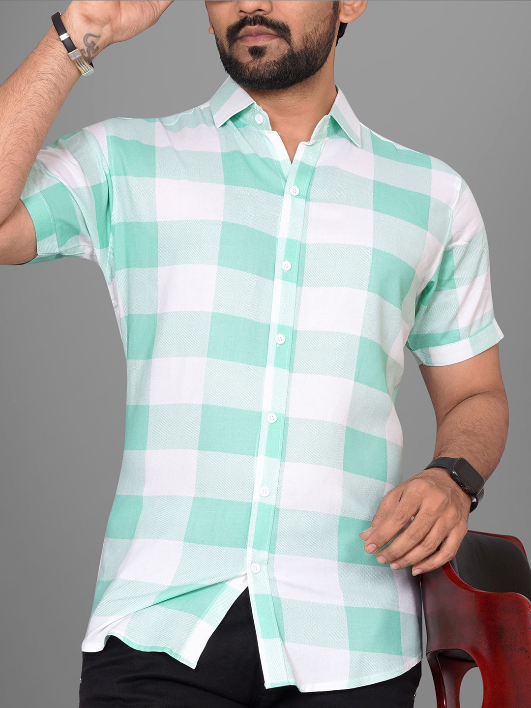 

Metronaut Men Semi Sheer Checked Casual Shirt, Green